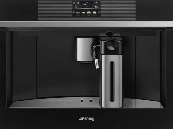 Ekspres do kawy Smeg CMS4104N