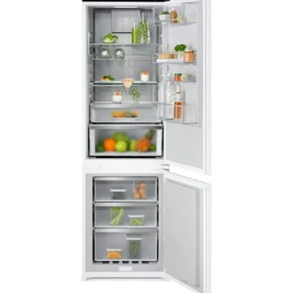 Electrolux 800 E8MNCC18S